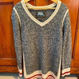 Oversized Roots V Neck Sweater Large